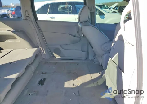 2015 Nissan Quest S z USA, uszkodzony, nr VIN JN8AE2KP7F9130829